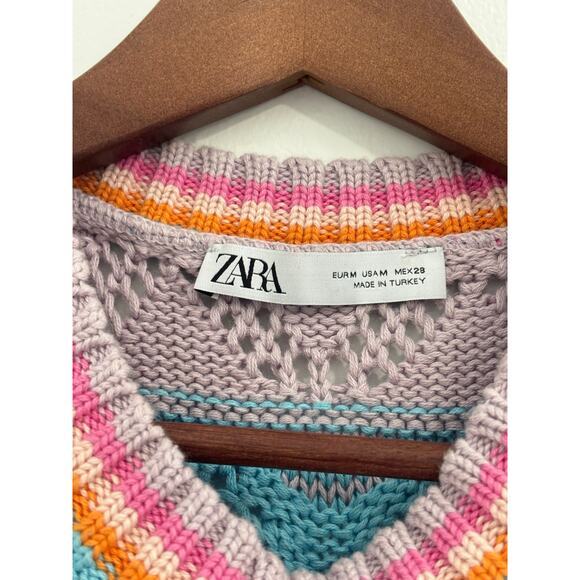 Zara Multicolor Stripe Crochet Open Knit Cropped Sleeveless Top - Picture 4 of 7